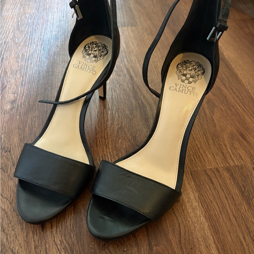 Vince Camuto Black heels